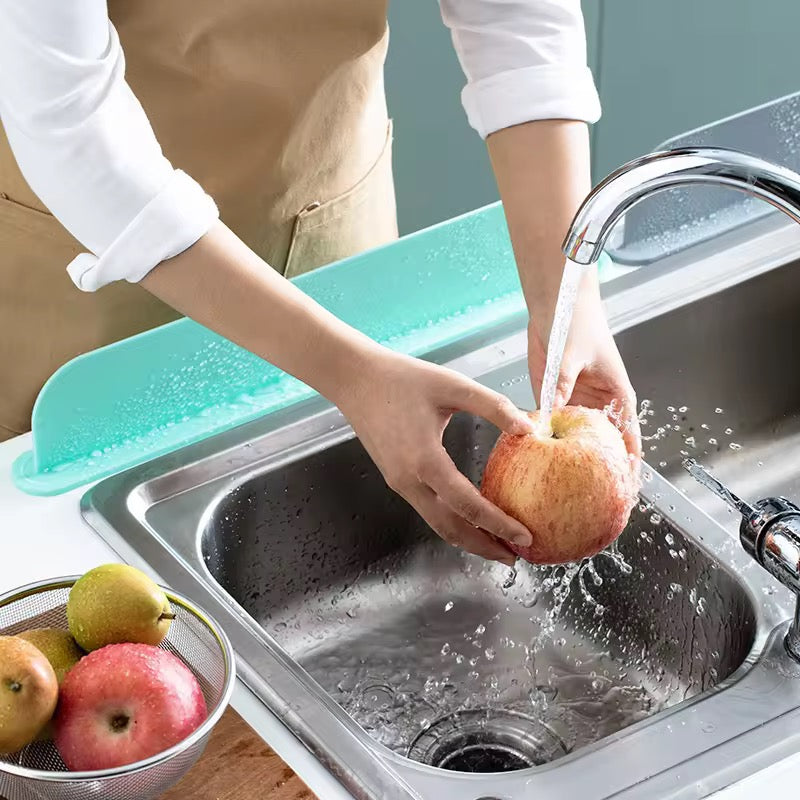 Silicone Sink Splash Guard – No More Wet Countertops!